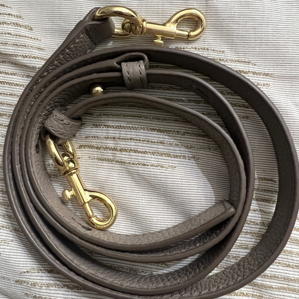 Marc jacobs tote bag leather strap cement